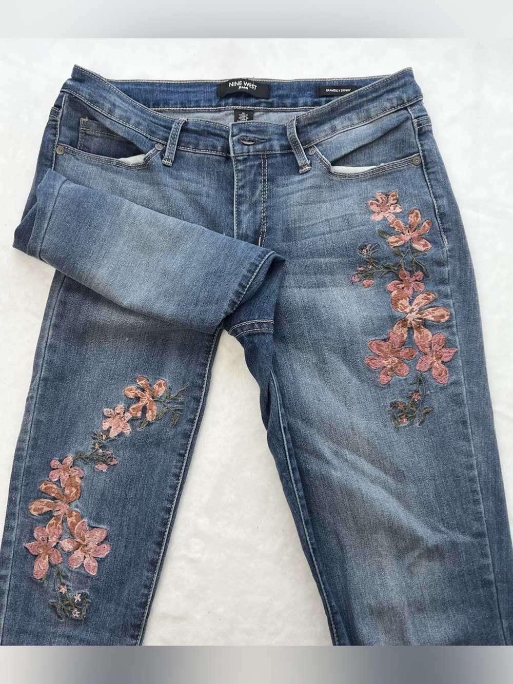 Nine West Gramercy Skinny Jeans Womens 6 Blue Demin Floral Embroidered Stretch